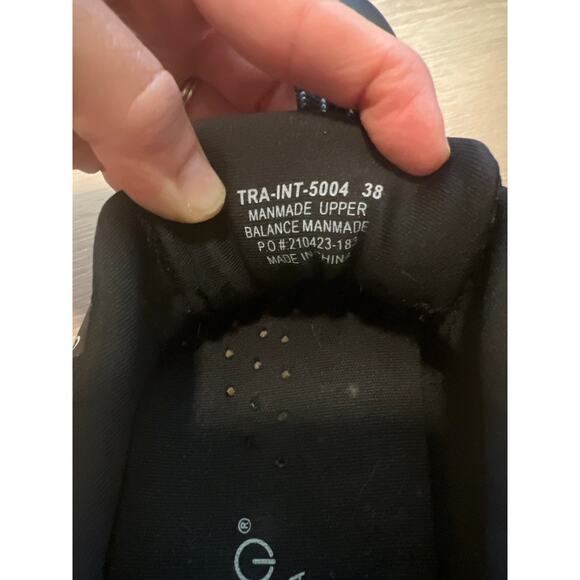 TRAQ Intent Plethora size 38 US 7.5 Black Sneaker Lace-up Athletic - Picture 5 of 6
